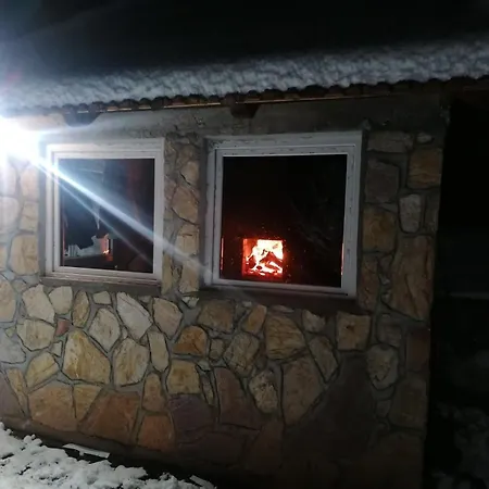 Semesterbostad Mountain Paravci Cajnice